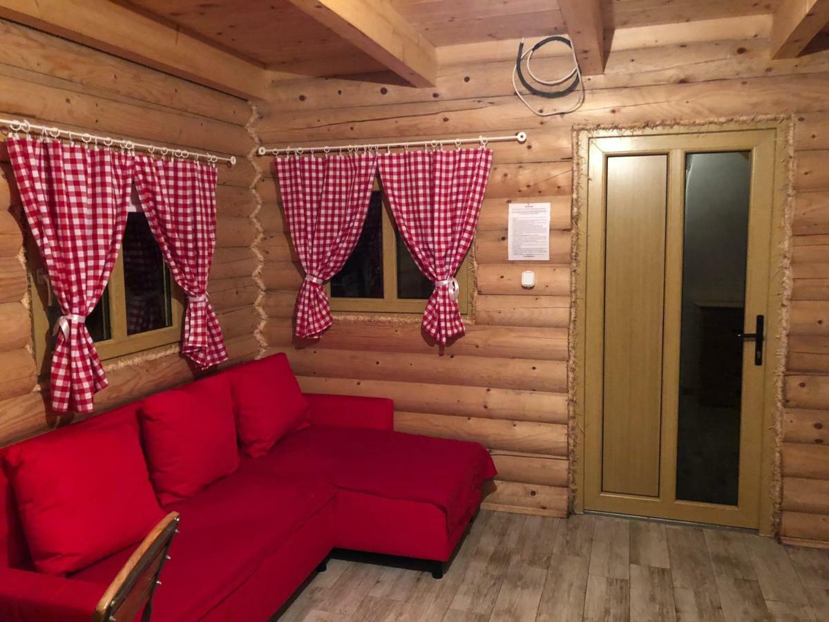 Camping Szczecinek Domy Wypoczynkowe Exterior photo